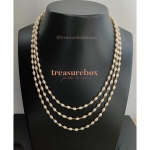 Rice pearl necklace