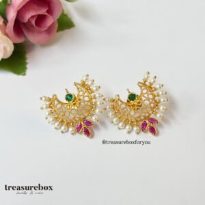 Traditional earrings